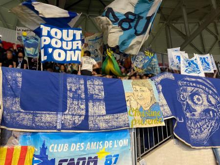 32-LYON-OM 01.jpg
